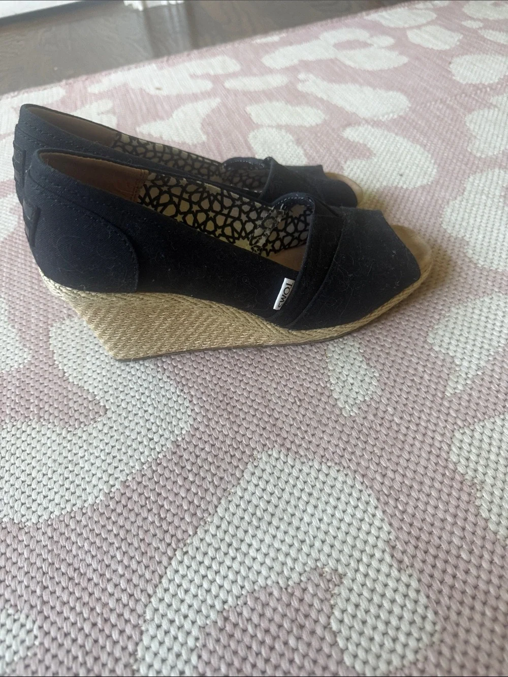 TOMS Black Canvas Peep Toe Espadrille Wedges Size 9M